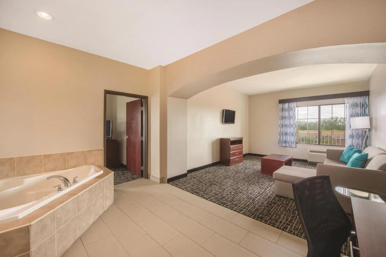 La Quinta By Wyndham Oklahoma City -Yukon Esterno foto